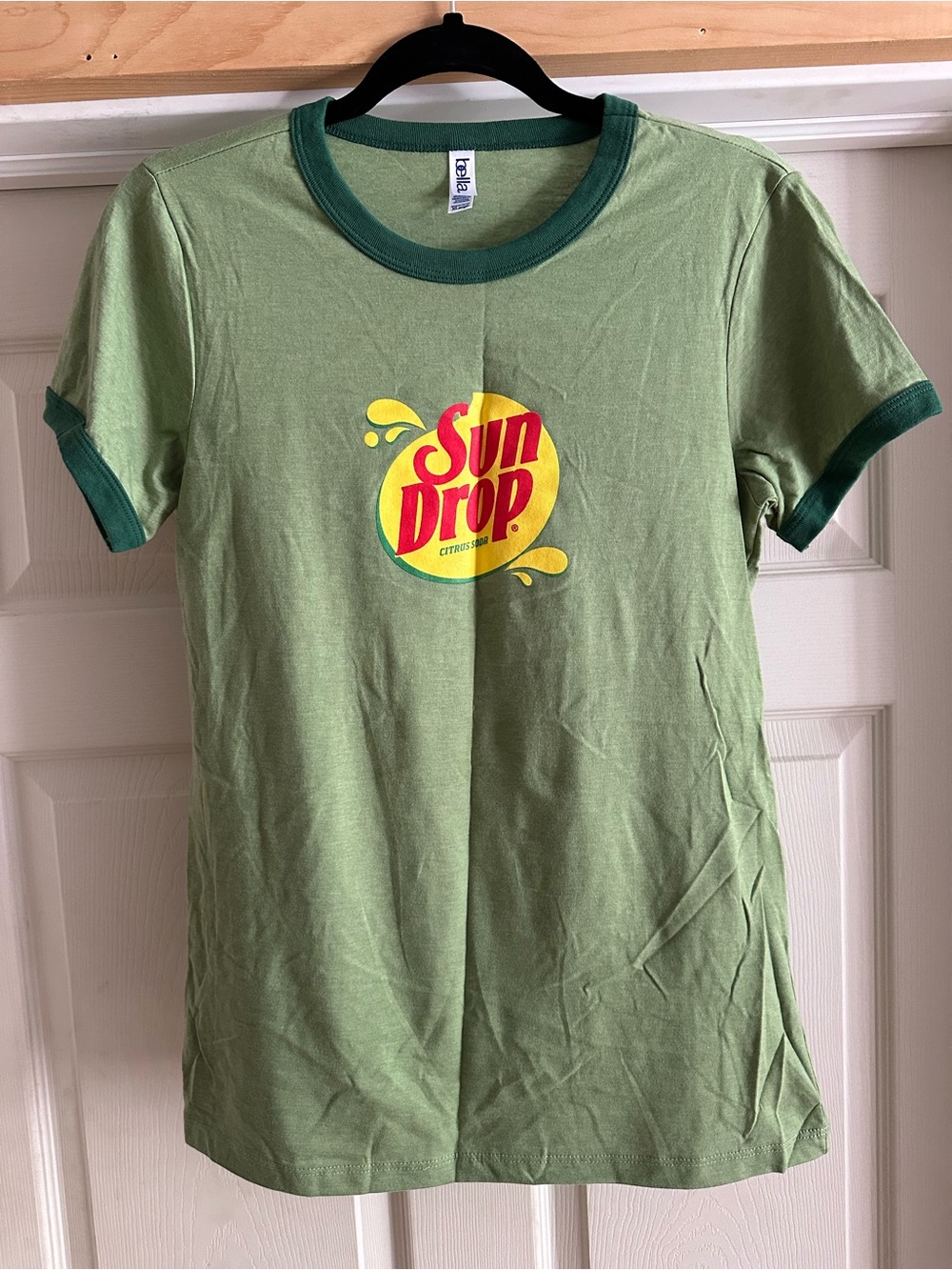NWOT Sun Drop Graphic Ringer Tee in Light Green